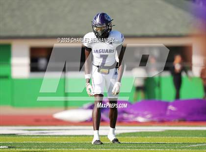 Thumbnail 1 in LBJ Austin vs Bay City (UIL 4A D1 Football Area) photogallery.