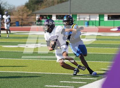 Thumbnail 2 in LBJ Austin vs Bay City (UIL 4A D1 Football Area) photogallery.