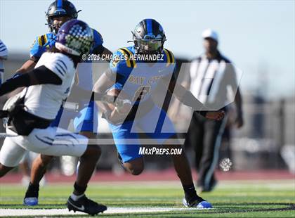 Thumbnail 1 in LBJ Austin vs Bay City (UIL 4A D1 Football Area) photogallery.