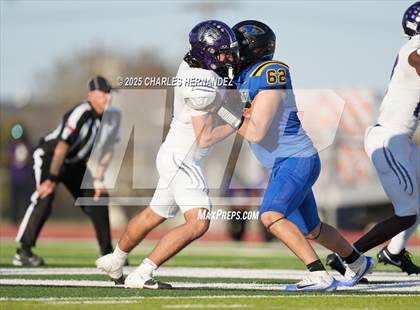 Thumbnail 1 in LBJ Austin vs Bay City (UIL 4A D1 Football Area) photogallery.