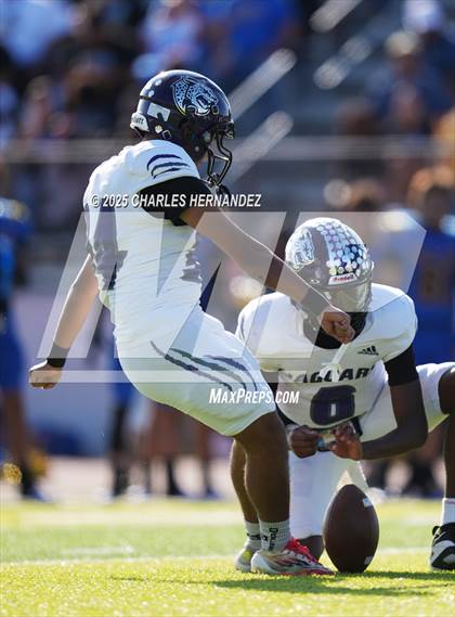 Thumbnail 1 in LBJ Austin vs Bay City (UIL 4A D1 Football Area) photogallery.