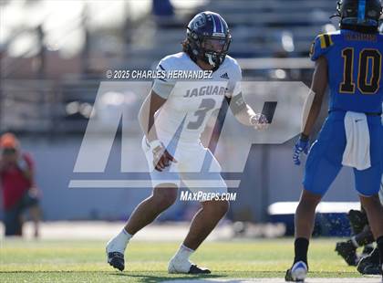 Thumbnail 2 in LBJ Austin vs Bay City (UIL 4A D1 Football Area) photogallery.