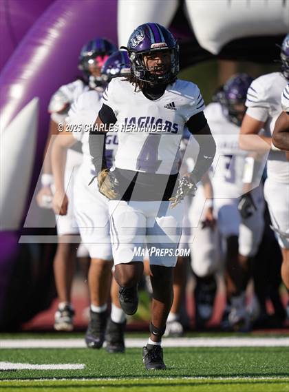 Thumbnail 2 in LBJ Austin vs Bay City (UIL 4A D1 Football Area) photogallery.