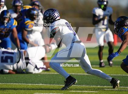 Thumbnail 3 in LBJ Austin vs Bay City (UIL 4A D1 Football Area) photogallery.