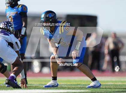 Thumbnail 1 in LBJ Austin vs Bay City (UIL 4A D1 Football Area) photogallery.