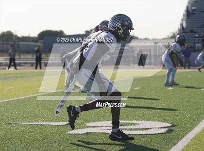 Thumbnail 3 in LBJ Austin vs Bay City (UIL 4A D1 Football Area) photogallery.