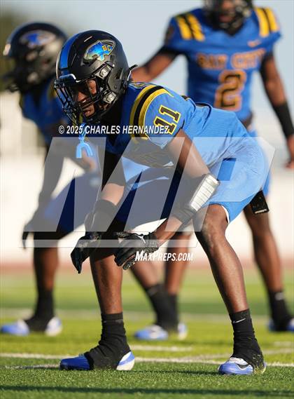 Thumbnail 2 in LBJ Austin vs Bay City (UIL 4A D1 Football Area) photogallery.