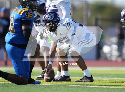 Thumbnail 3 in LBJ Austin vs Bay City (UIL 4A D1 Football Area) photogallery.