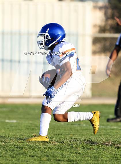 Thumbnail 1 in East Union vs. Kimball photogallery.
