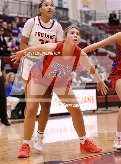 Thumbnail 1 in Walton @ Lassiter photogallery.
