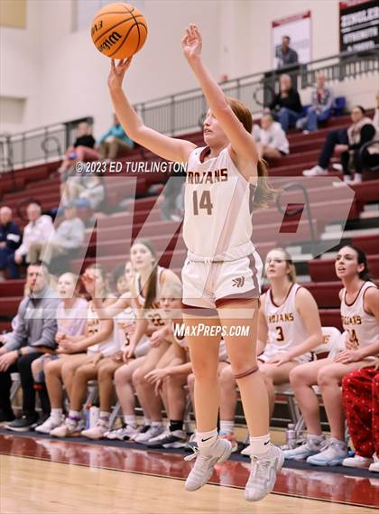 Thumbnail 1 in Walton @ Lassiter photogallery.