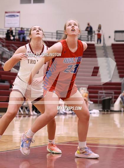 Thumbnail 3 in Walton @ Lassiter photogallery.