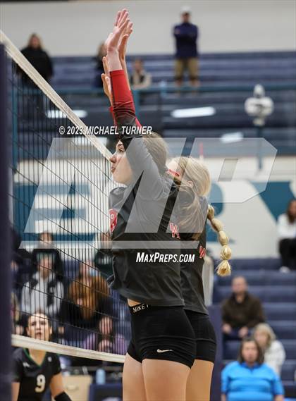 Thumbnail 1 in Madison vs Eagle (IHSAA 5A Final  Match 2)  photogallery.