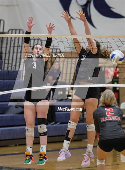 Thumbnail 3 in Madison vs Eagle (IHSAA 5A Final  Match 2)  photogallery.