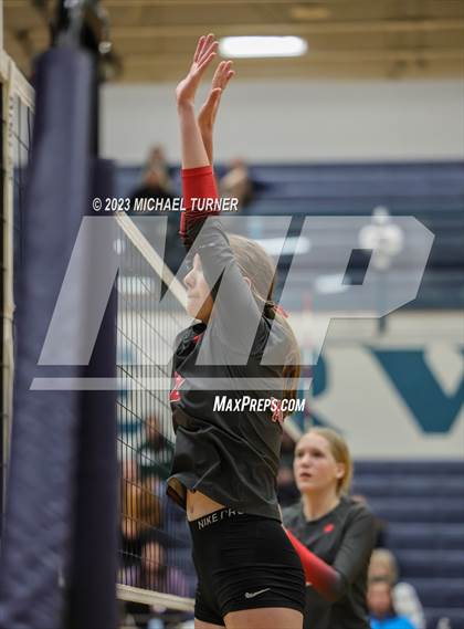 Thumbnail 2 in Madison vs Eagle (IHSAA 5A Final  Match 2)  photogallery.