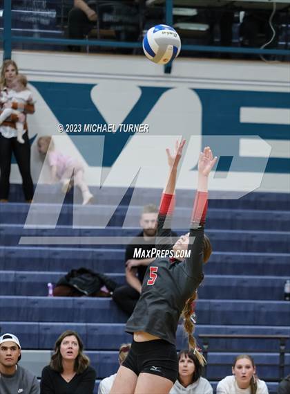 Thumbnail 2 in Madison vs Eagle (IHSAA 5A Final  Match 2)  photogallery.