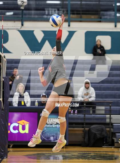 Thumbnail 1 in Madison vs Eagle (IHSAA 5A Final  Match 2)  photogallery.