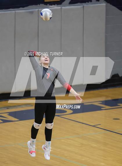 Thumbnail 2 in Madison vs Eagle (IHSAA 5A Final  Match 2)  photogallery.