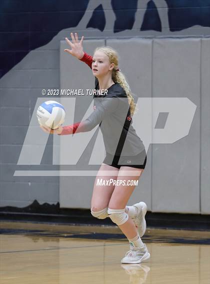 Thumbnail 3 in Madison vs Eagle (IHSAA 5A Final  Match 2)  photogallery.