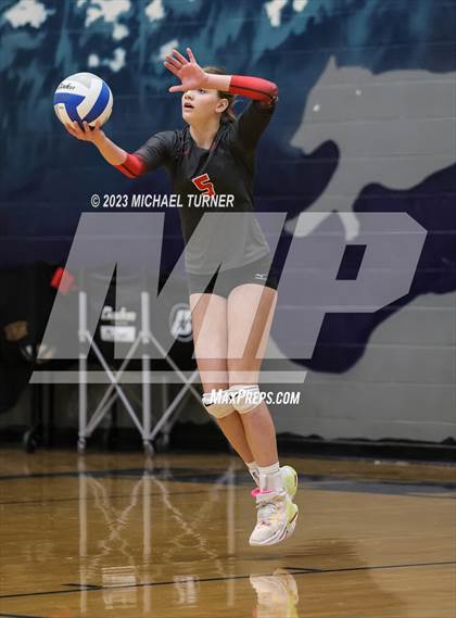 Thumbnail 3 in Madison vs Eagle (IHSAA 5A Final  Match 2)  photogallery.
