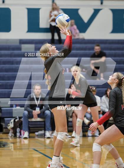 Thumbnail 3 in Madison vs Eagle (IHSAA 5A Final  Match 2)  photogallery.
