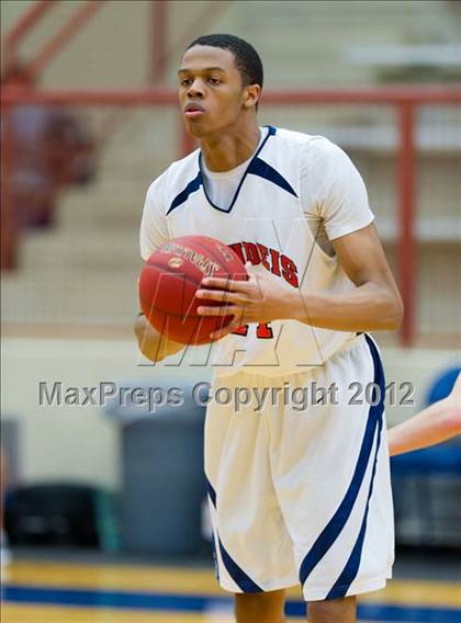 Thumbnail 1 in Marshall @ Brandeis photogallery.