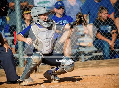 Thumbnail 1 in Pius X vs. Millard North photogallery.