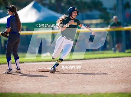 Thumbnail 3 in Pius X vs. Millard North photogallery.