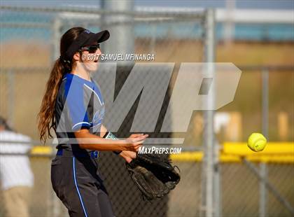 Thumbnail 2 in Pius X vs. Millard North photogallery.