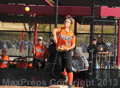 Thumbnail 2 in Erie vs Pueblo East (CHSAA 4A Semifinal Playoff) photogallery.