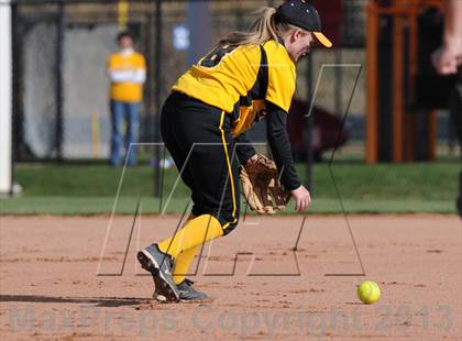 Thumbnail 2 in Erie vs Pueblo East (CHSAA 4A Semifinal Playoff) photogallery.