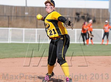 Thumbnail 2 in Erie vs Pueblo East (CHSAA 4A Semifinal Playoff) photogallery.