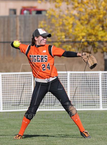 Thumbnail 2 in Erie vs Pueblo East (CHSAA 4A Semifinal Playoff) photogallery.