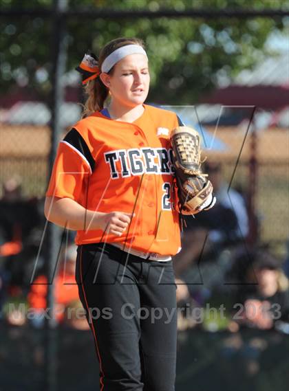 Thumbnail 3 in Erie vs Pueblo East (CHSAA 4A Semifinal Playoff) photogallery.