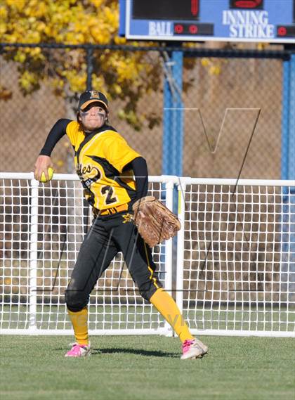 Thumbnail 3 in Erie vs Pueblo East (CHSAA 4A Semifinal Playoff) photogallery.