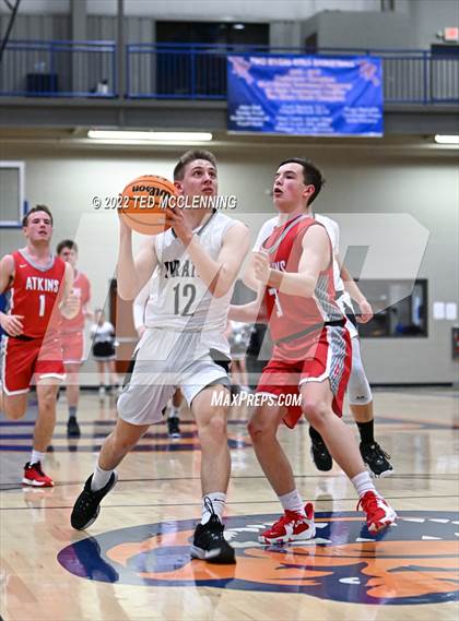 Thumbnail 3 in Dover vs Atkins photogallery.