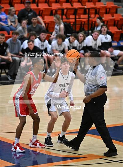 Thumbnail 1 in Dover vs Atkins photogallery.