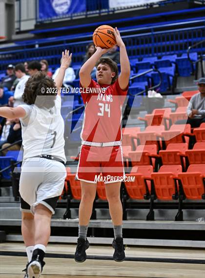 Thumbnail 3 in Dover vs Atkins photogallery.