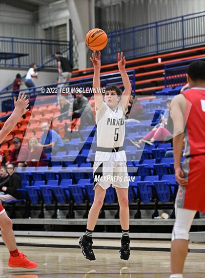 Thumbnail 3 in Dover vs Atkins photogallery.