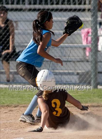 Thumbnail 3 in Montclair @ Don Lugo photogallery.