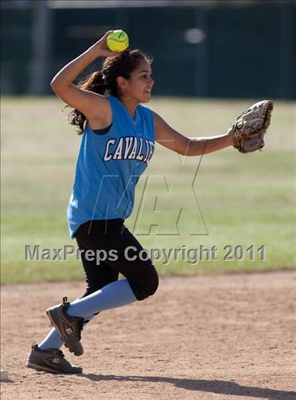 Thumbnail 1 in Montclair @ Don Lugo photogallery.