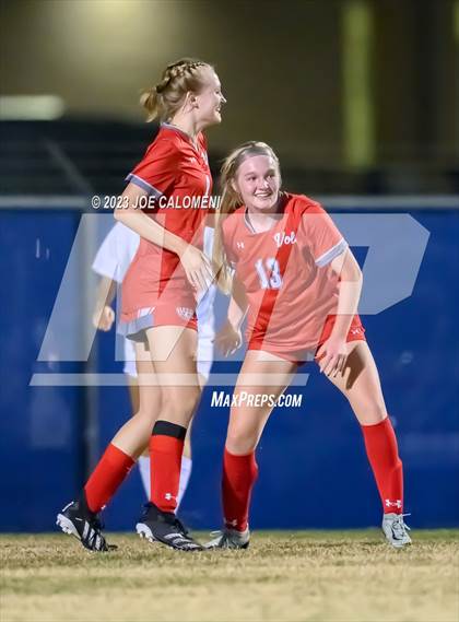 Thumbnail 3 in Brandeis vs Lee photogallery.