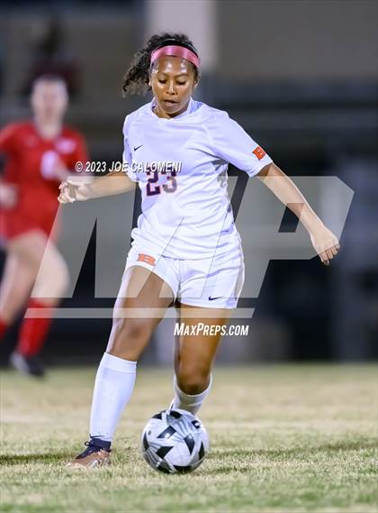 Thumbnail 2 in Brandeis vs Lee photogallery.