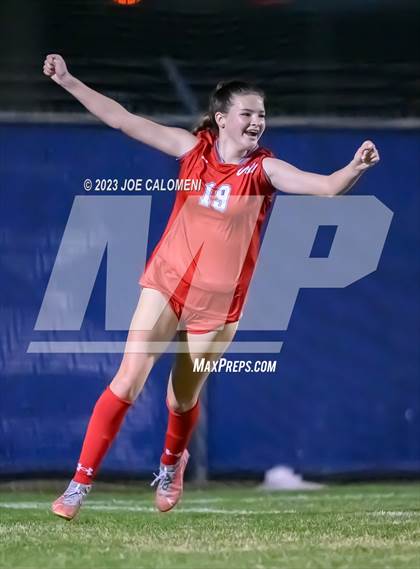 Thumbnail 3 in Brandeis vs Lee photogallery.