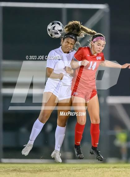 Thumbnail 3 in Brandeis vs Lee photogallery.