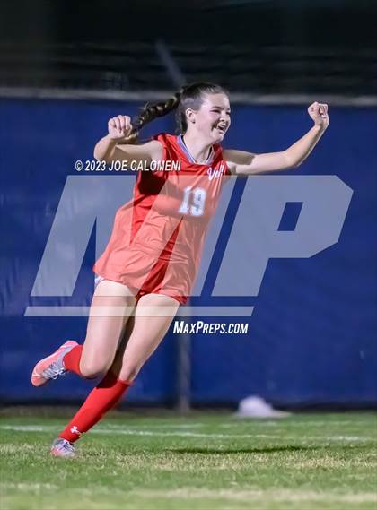 Thumbnail 2 in Brandeis vs Lee photogallery.