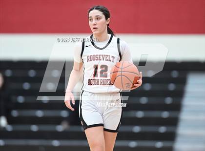Thumbnail 3 in Shaker Heights @ Roosevelt (OHSAA D1 Sectional) photogallery.