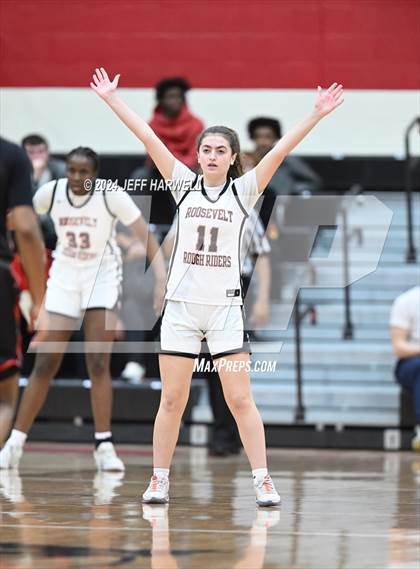 Thumbnail 1 in Shaker Heights @ Roosevelt (OHSAA D1 Sectional) photogallery.
