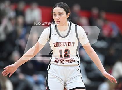Thumbnail 3 in Shaker Heights @ Roosevelt (OHSAA D1 Sectional) photogallery.