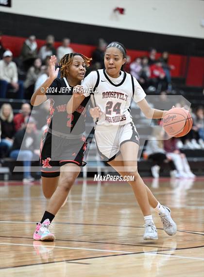 Thumbnail 3 in Shaker Heights @ Roosevelt (OHSAA D1 Sectional) photogallery.